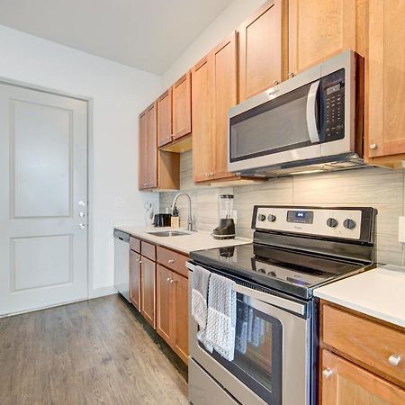 Trendy Downtown 1Bd/Freeparking/Wi-Fi/Pool Apartment Houston Bagian luar foto