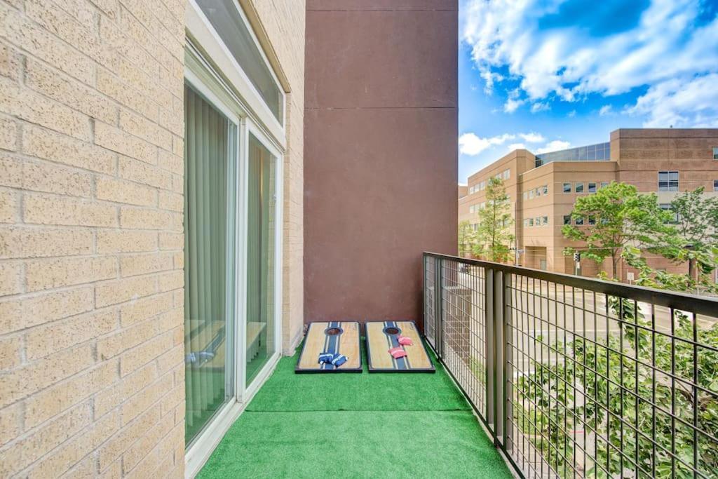 Trendy Downtown 1Bd/Freeparking/Wi-Fi/Pool Apartment Houston Bagian luar foto